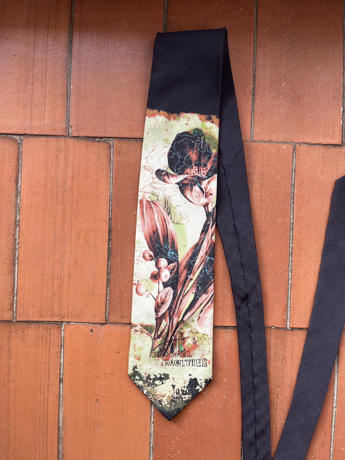 jean paul gaultier tie