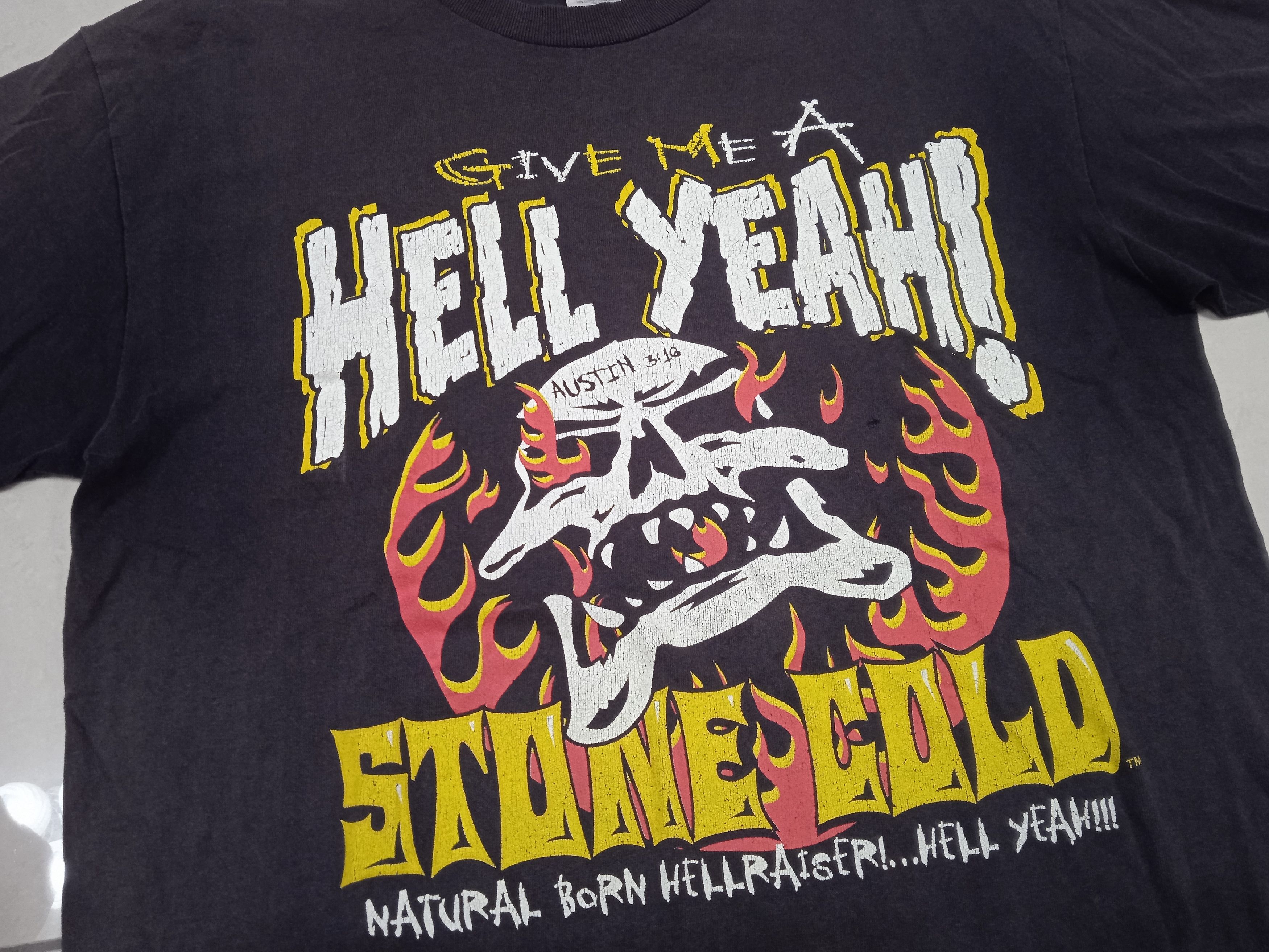 Vintage Vintage 2000 WWF Stone Cold T-Shirt Size US M / EU 48-50 / 2 - 5 Thumbnail