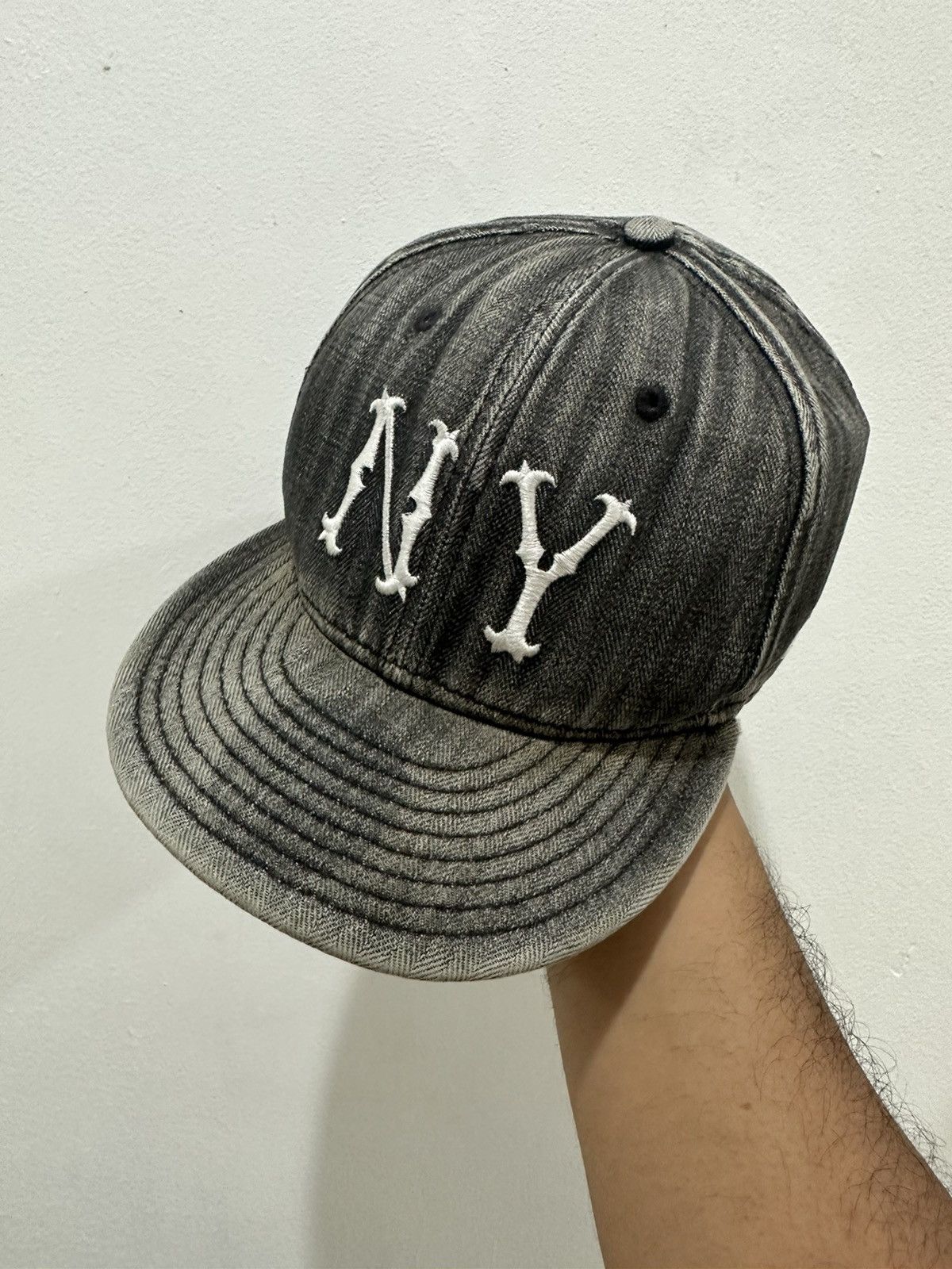 New Era Distress NY Washed Denim Snapback Size ONE SIZE - 1 Thumbnail