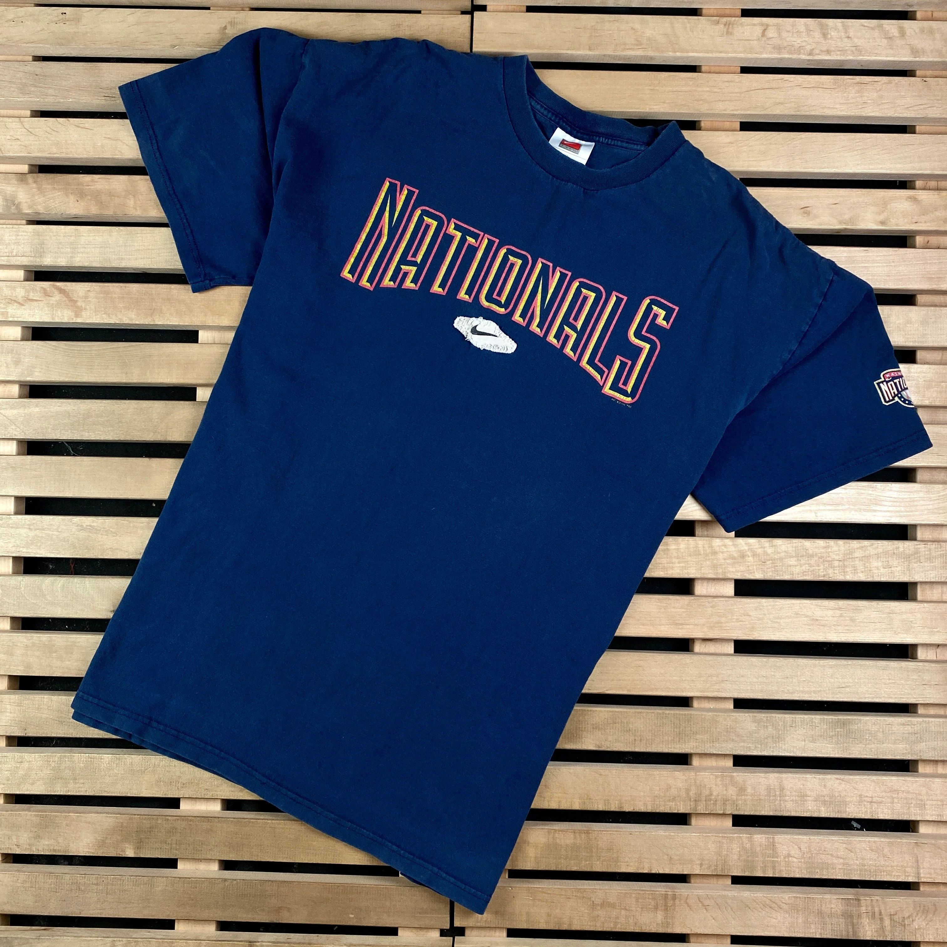 Nike Mens Vintage T Shirt Nike Nationals Size XL Size US XL / EU 56 / 4 - 1 Thumbnail