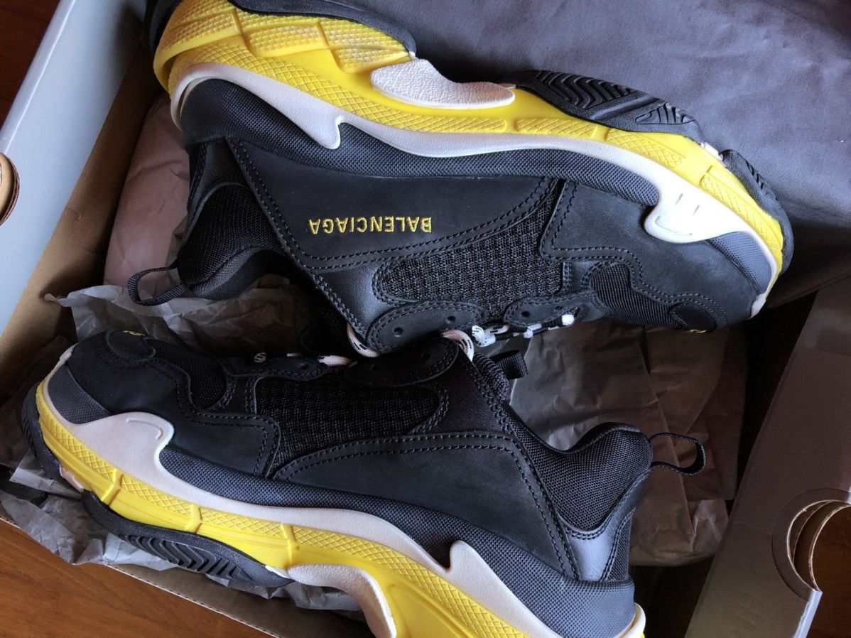 Balenciaga Balenciaga triple S Size US 9 / EU 42 - 2 Thumbnail