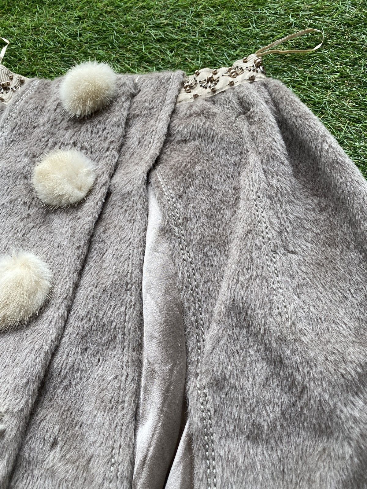 Louis Vuitton LOUIS VUITTON FUR SKIRT Size 26" / US 2 / IT 38 - 5 Thumbnail