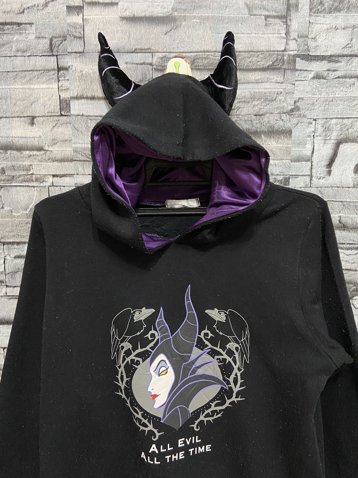 Disney Maleficent hoodie big cartoon logo Size L / US 10 / IT 46 - 3 Thumbnail