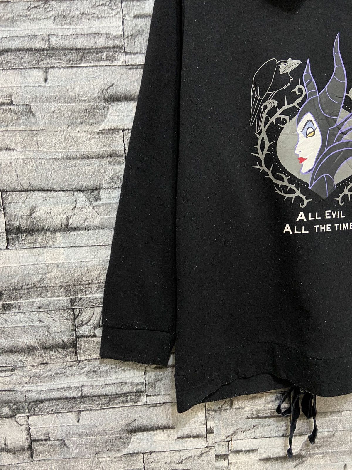Disney Maleficent hoodie big cartoon logo Size L / US 10 / IT 46 - 5 Thumbnail