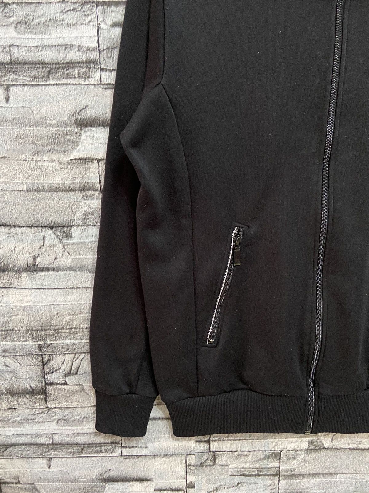Japanese Brand Descente sweatshirt small logo size M Size US M / EU 48-50 / 2 - 5 Thumbnail