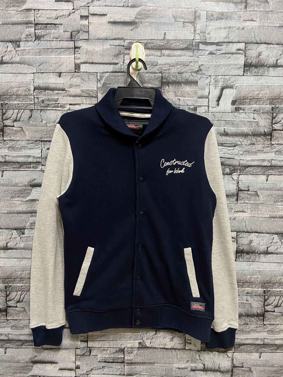Dickies Dickies Varsity sweatshirt button work embroidered size M Size US M / EU 48-50 / 2 - 2 Thumbnail
