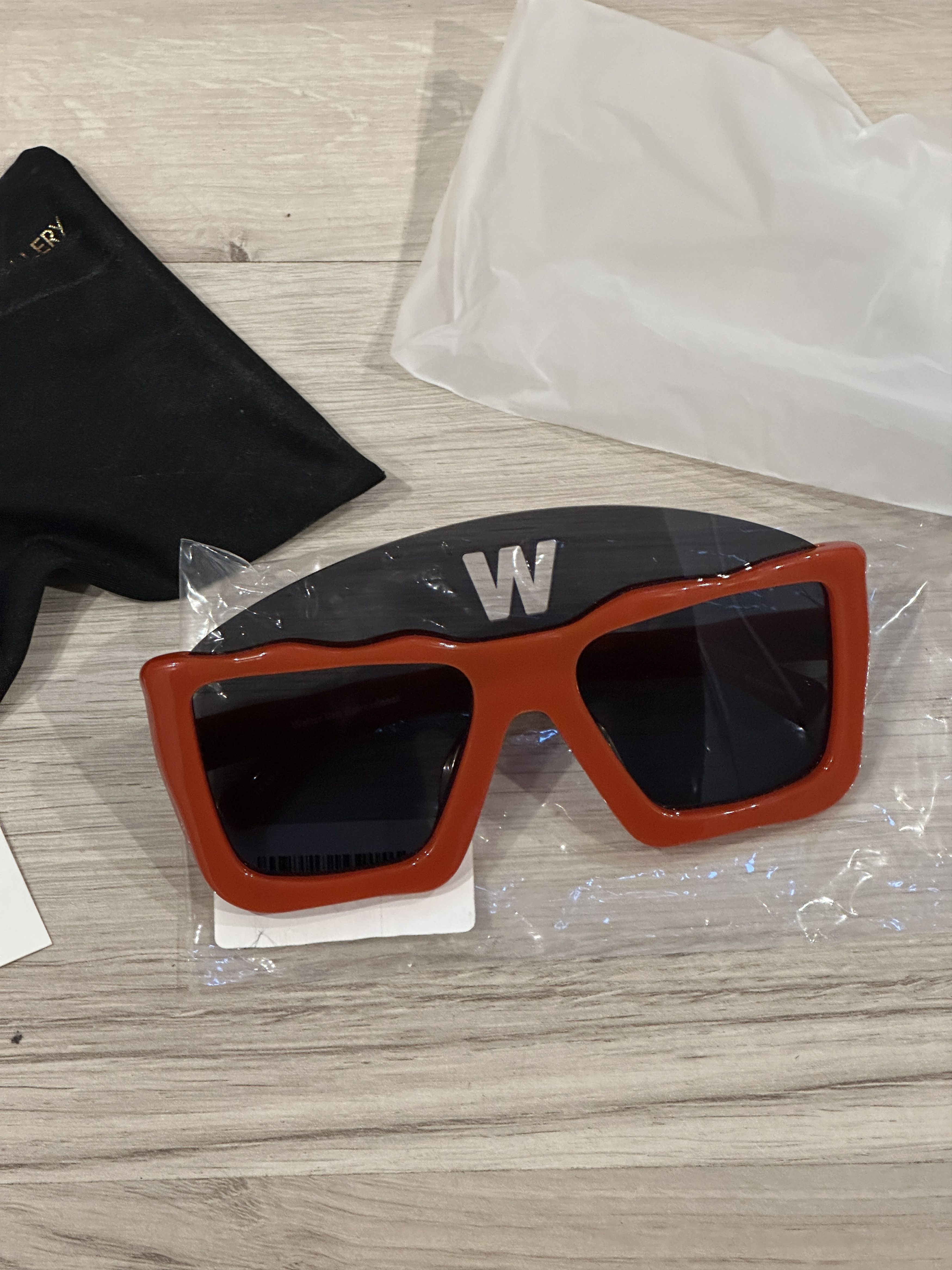 Linda Farrow × Walter Van Beirendonck Walter Van Beirendonck x Linda farrow sunglasses Size ONE SIZE - 1 Thumbnail
