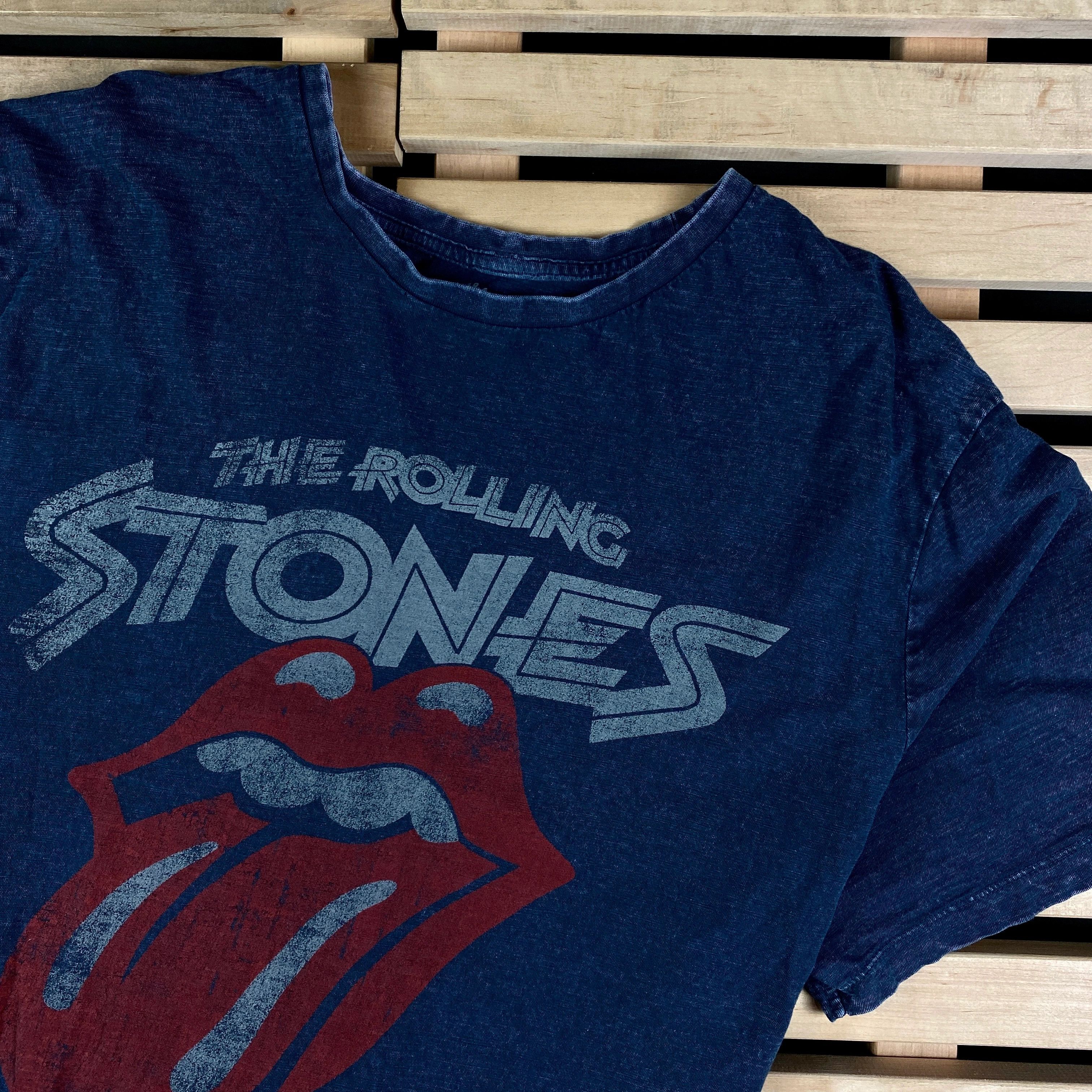 Band Tees Mens Vintage T Shirt The Rolling Stones Size XXL 2XL Size US XXL / EU 58 / 5 - 2 Thumbnail