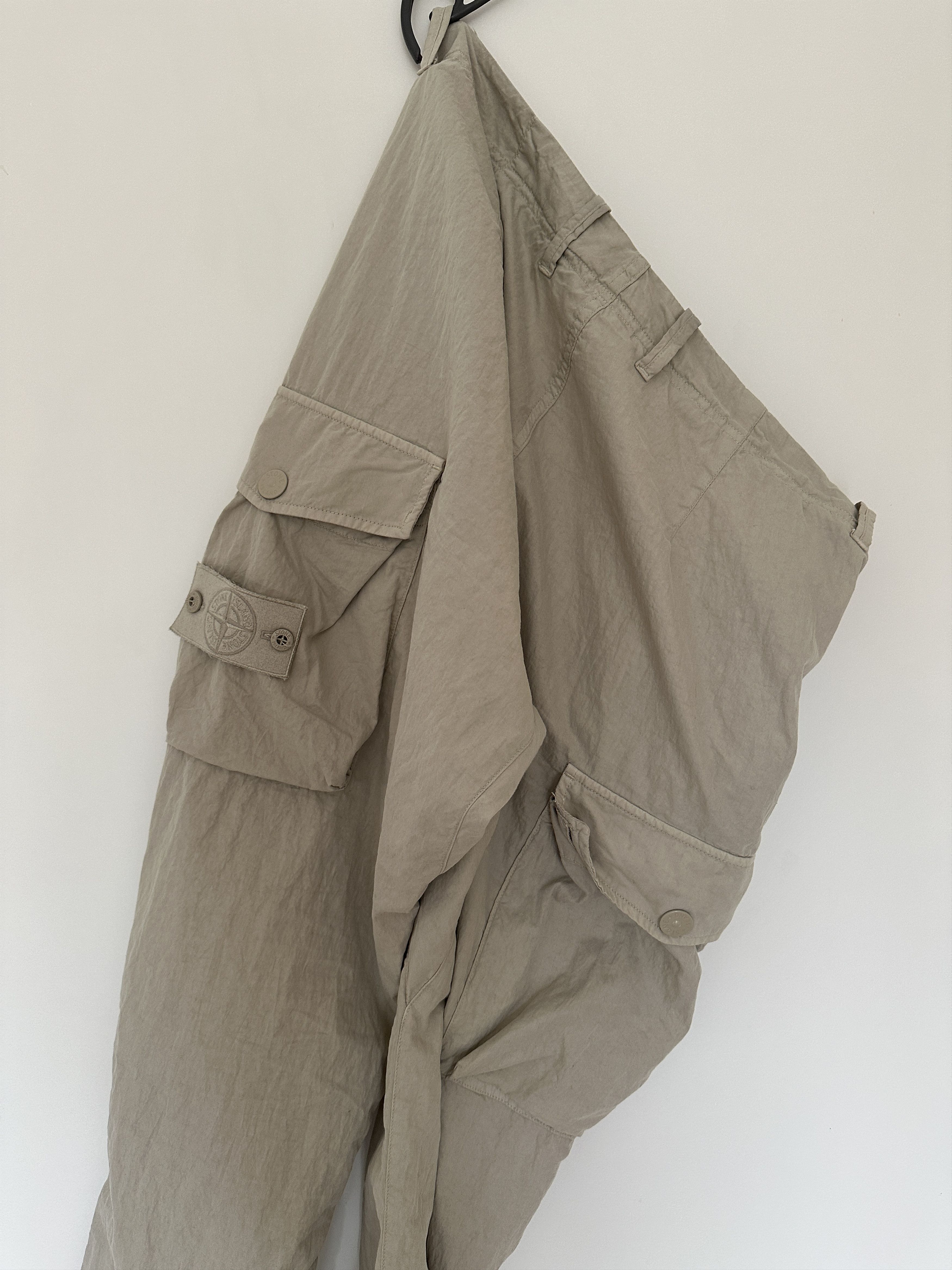 Stone Island Stone Island Ghost Piece Cargo Pants Beige Size US 33 - 4 Thumbnail