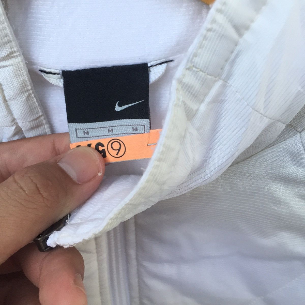Nike Nike Swoosh Multicolour Puffer Jacket | Stripes Zipper. Swag Size US XXS / EU 40 - 3 Thumbnail