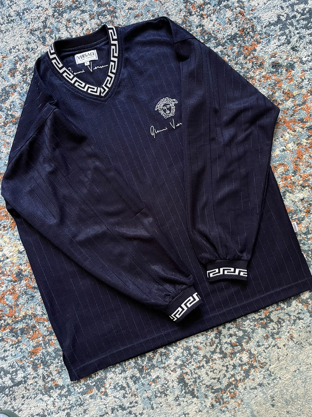 Versace × Versace Jeans Couture × Vintage Vintage Versace Jeans Couture Longsleeve Size US L / EU 52-54 / 3 - 5 Thumbnail