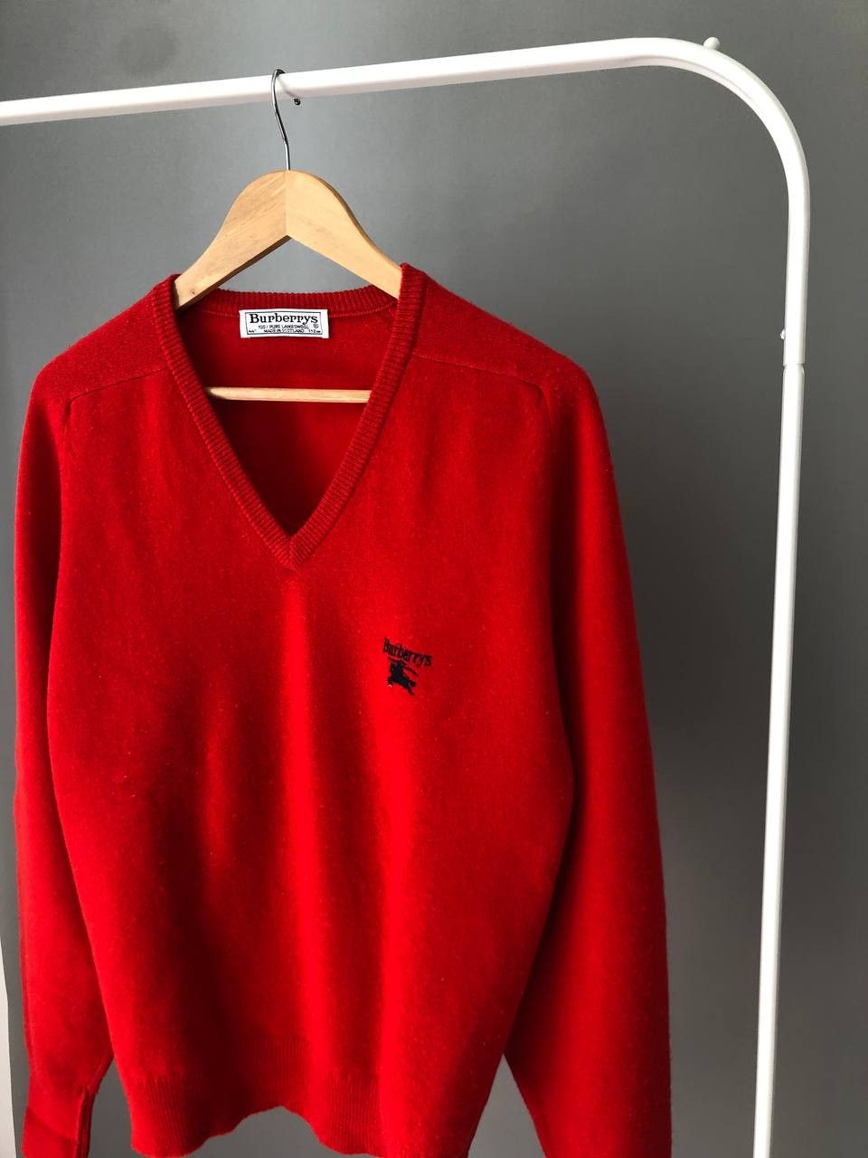 Burberry × Vintage Vintage RARE red Burberry Golf Wool Knit Sweater Cardigand Size US S / EU 44-46 / 1 - 3 Thumbnail