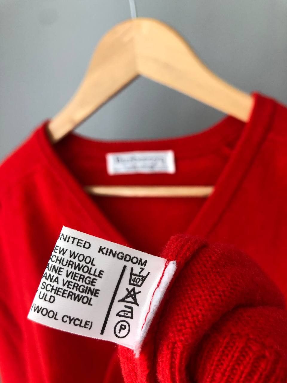 Burberry × Vintage Vintage RARE red Burberry Golf Wool Knit Sweater Cardigand Size US S / EU 44-46 / 1 - 7 Thumbnail