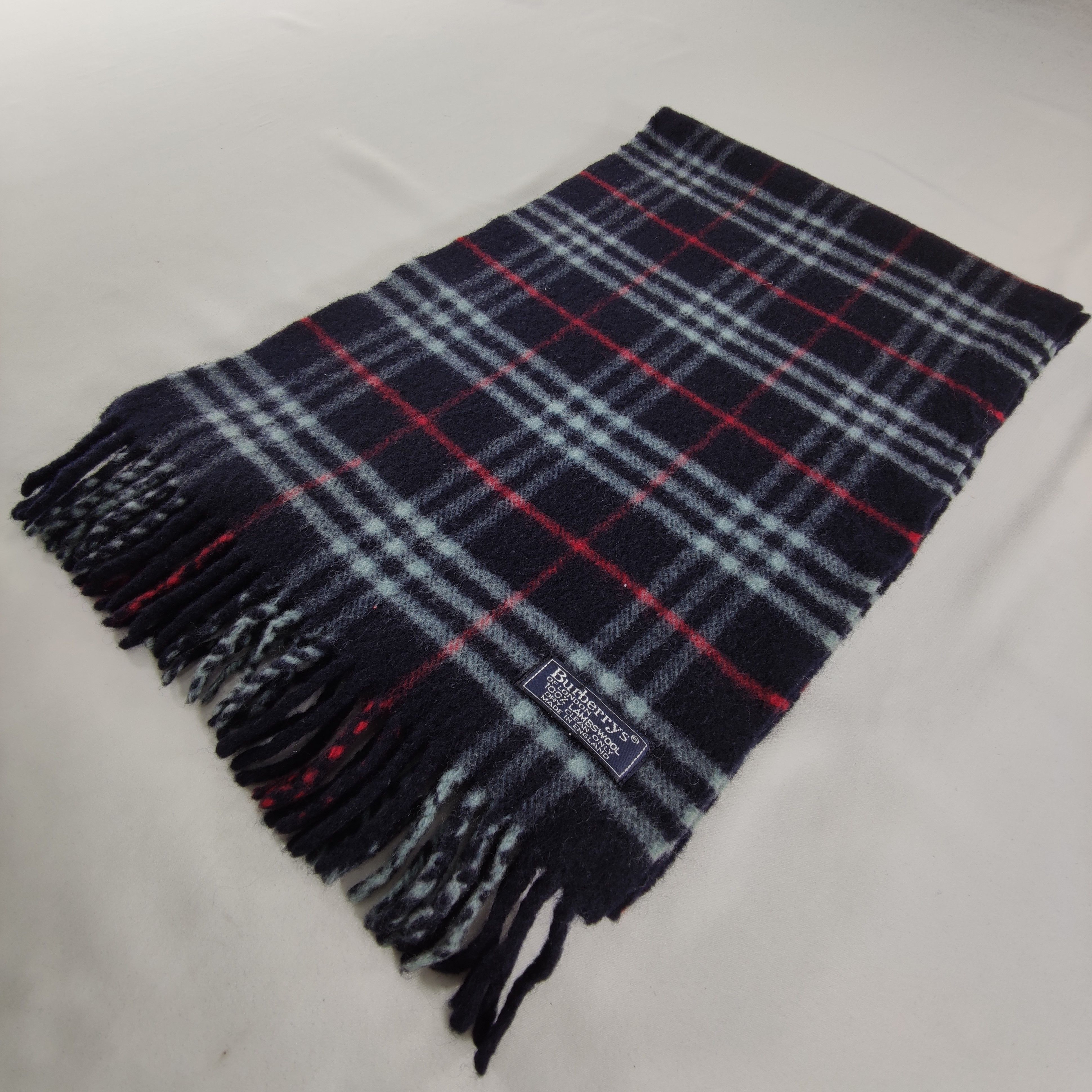 Burberry Burberry Nova Check Scarf/Muffler/Wool S162 Size ONE SIZE - 3 Thumbnail