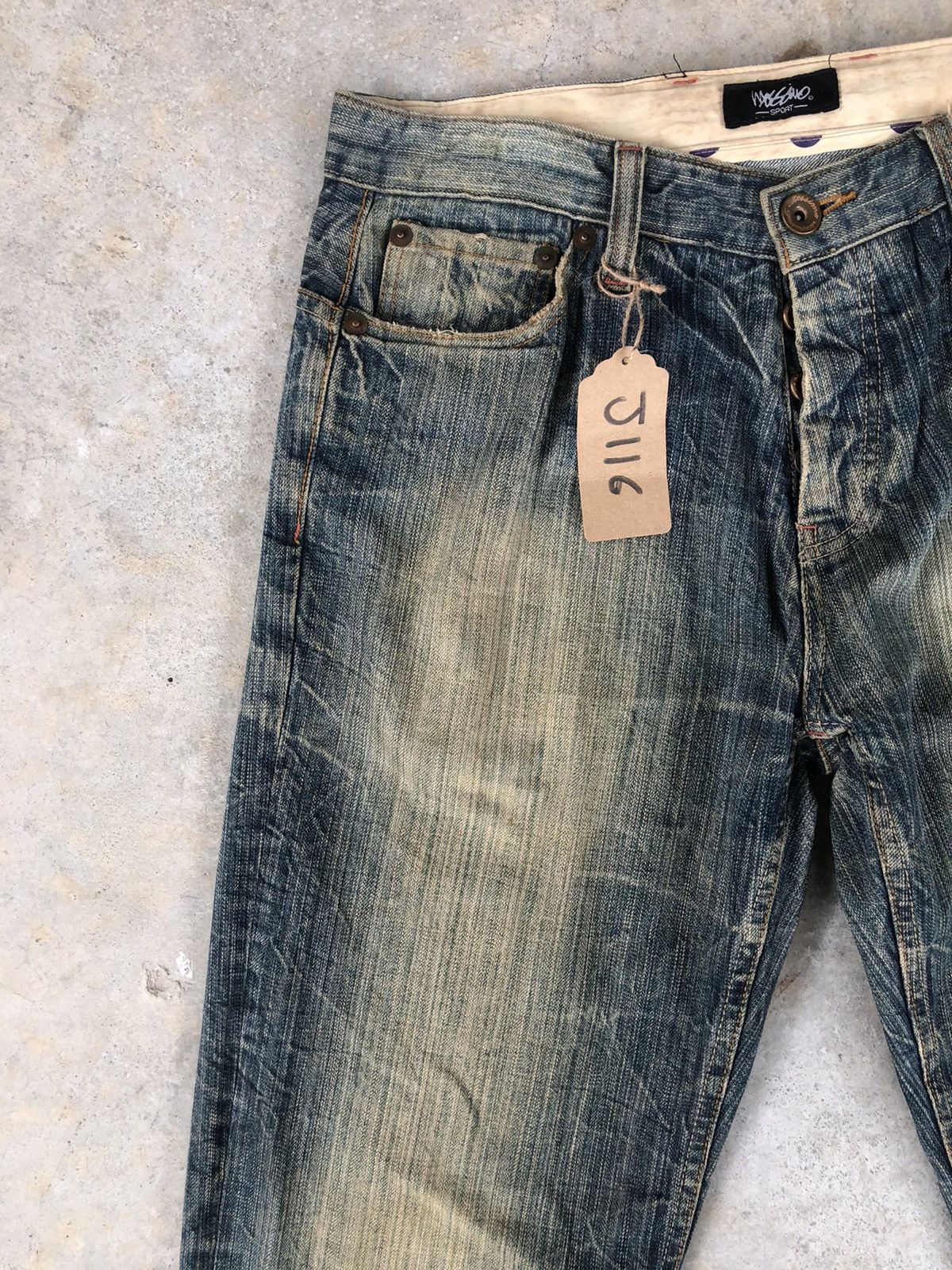 Mossimo Mossimo Mudwash Distressed Jeans Buckle Back Size US 33 - 4 Thumbnail