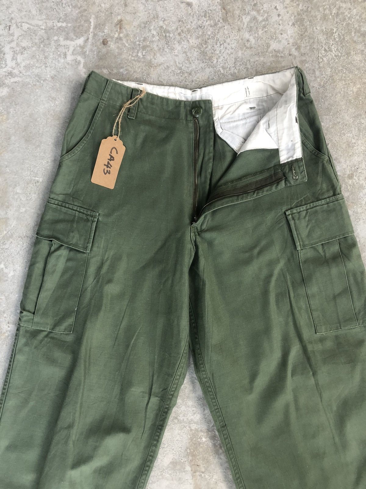 Surplus Research Vintage Surplus Army Cargo Pants Baggy Pants Size US 30 / EU 46 - 4 Thumbnail