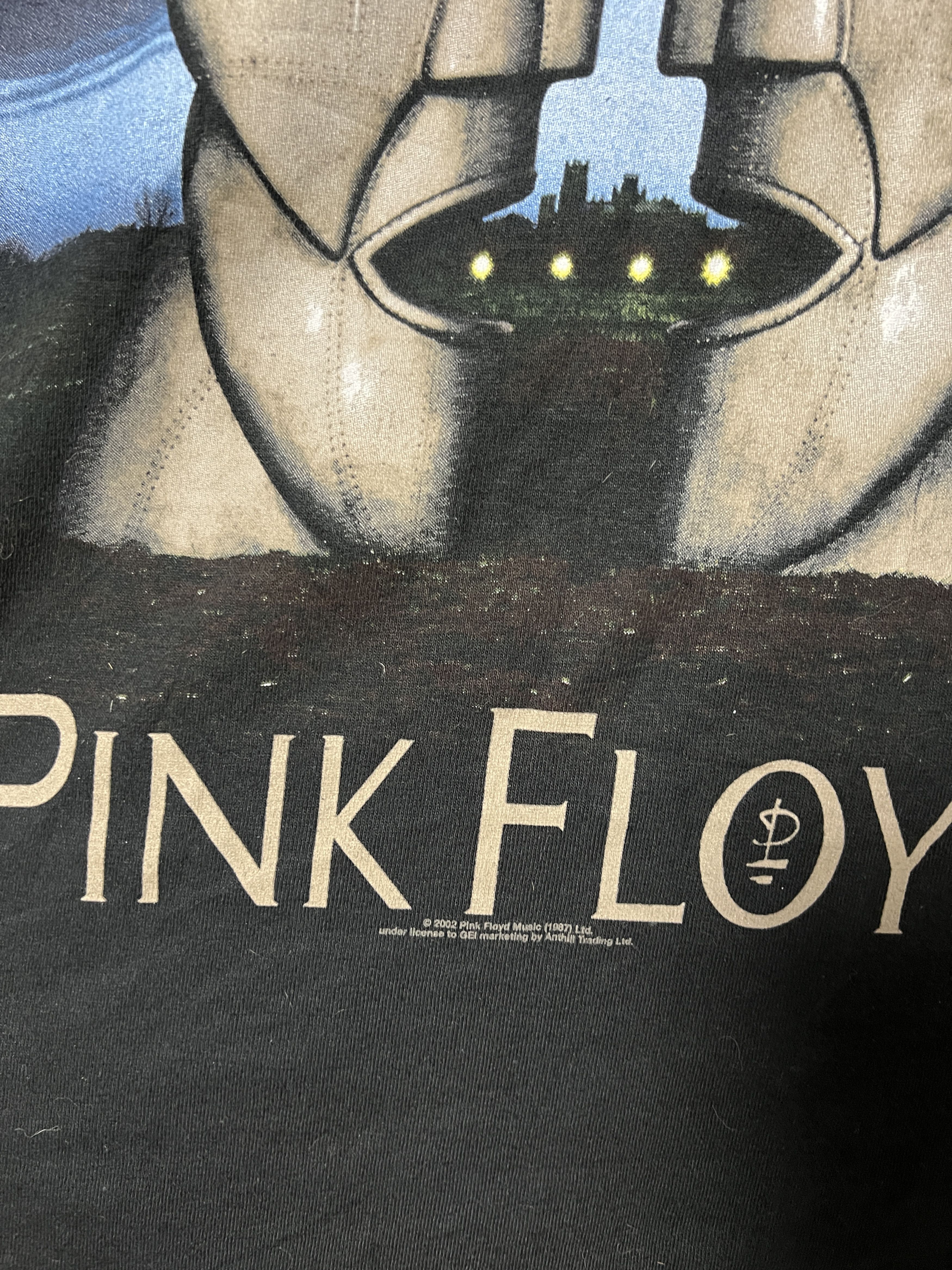 Band Tees Vintage 2002 Pink Floyd Rock Band T-shirt Size US S / EU 44-46 / 1 - 7 Thumbnail