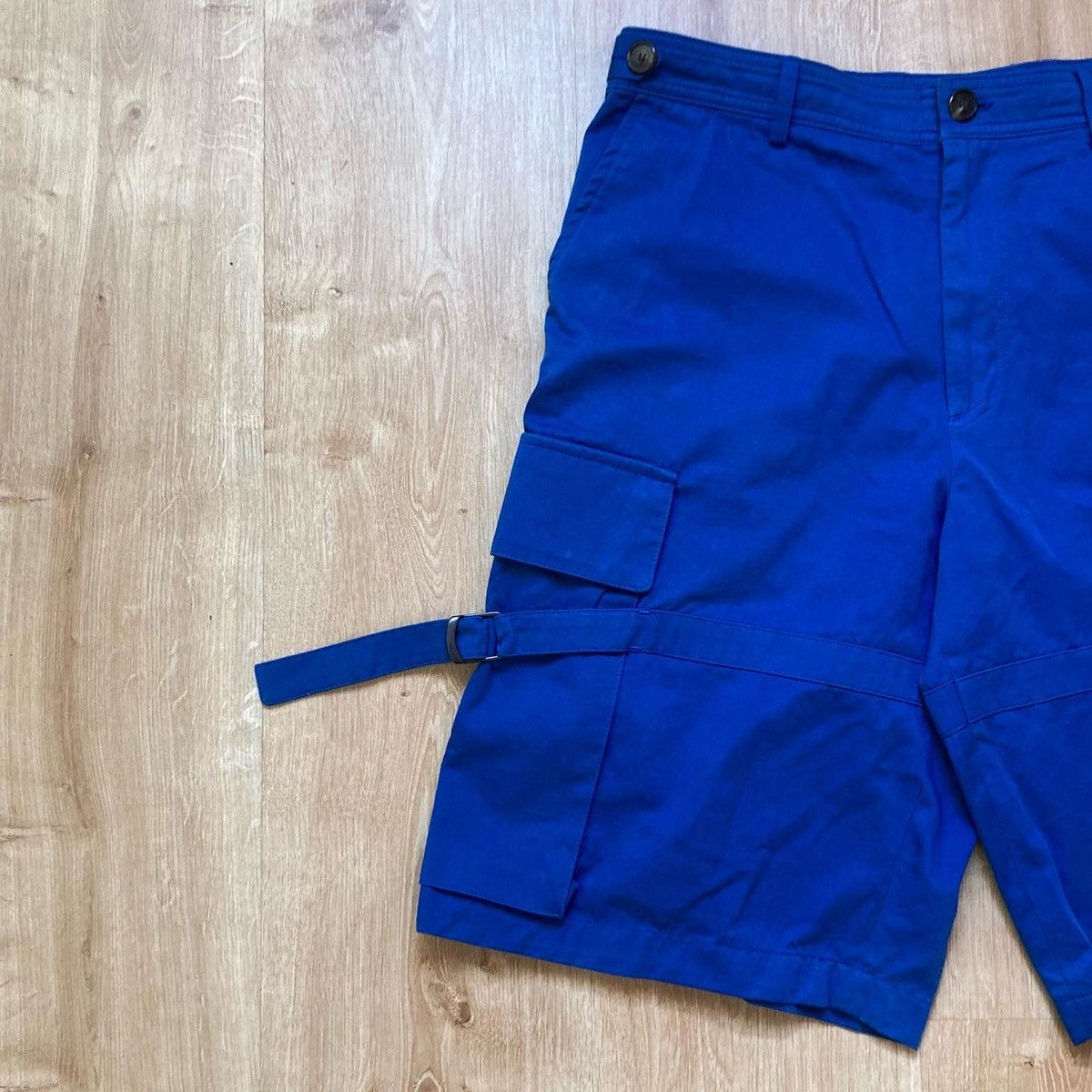 Givenchy Givenchy Bondage Cargo Shorts Size US 34 / EU 50 - 3 Thumbnail