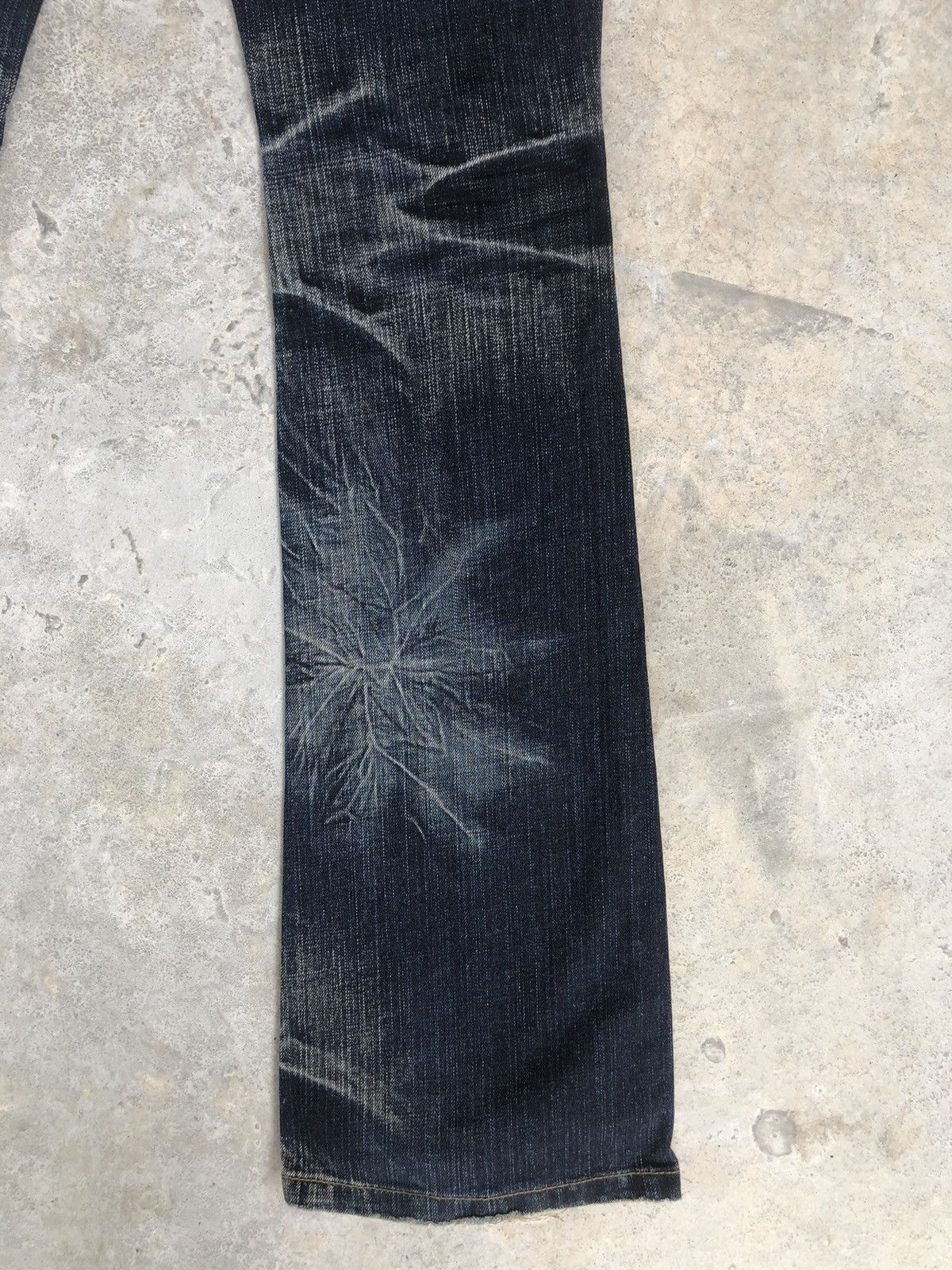 Tornado Mart Japanese Modern Flared Jeans Distressed Jeans Size US 32 / EU 48 - 12 Thumbnail