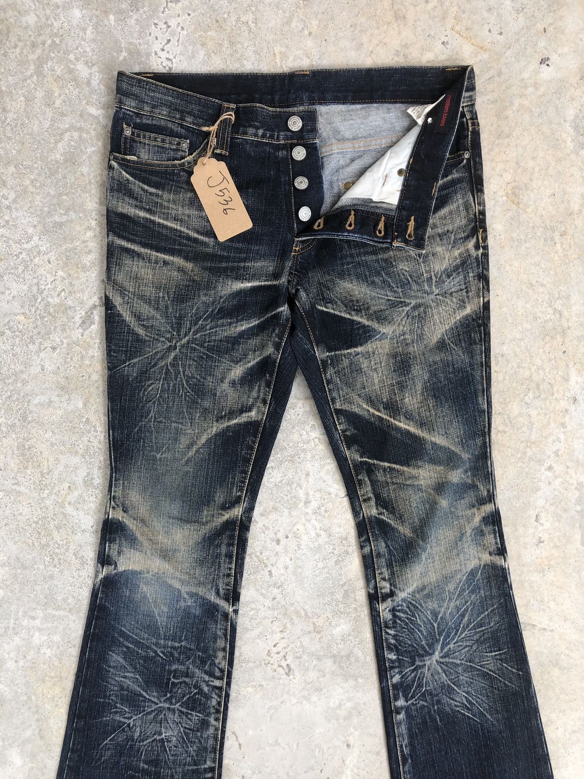 Tornado Mart Japanese Modern Flared Jeans Distressed Jeans Size US 32 / EU 48 - 3 Thumbnail