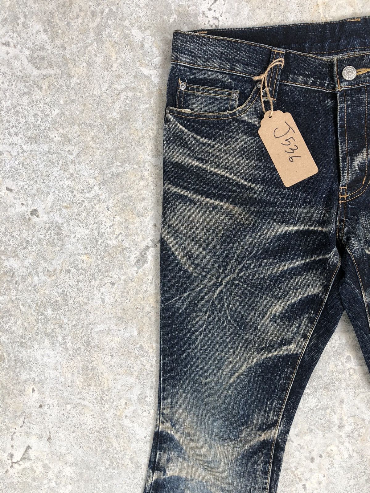Tornado Mart Japanese Modern Flared Jeans Distressed Jeans Size US 32 / EU 48 - 4 Thumbnail
