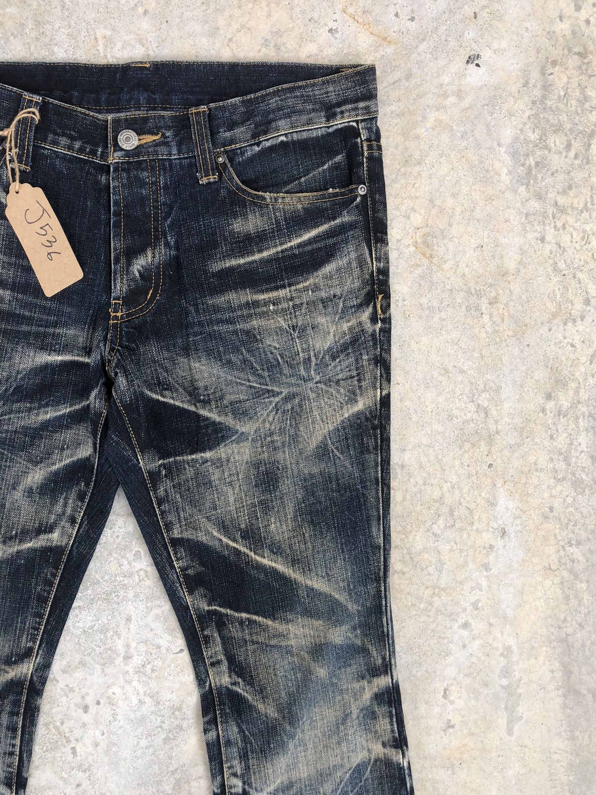 Tornado Mart Japanese Modern Flared Jeans Distressed Jeans Size US 32 / EU 48 - 5 Thumbnail