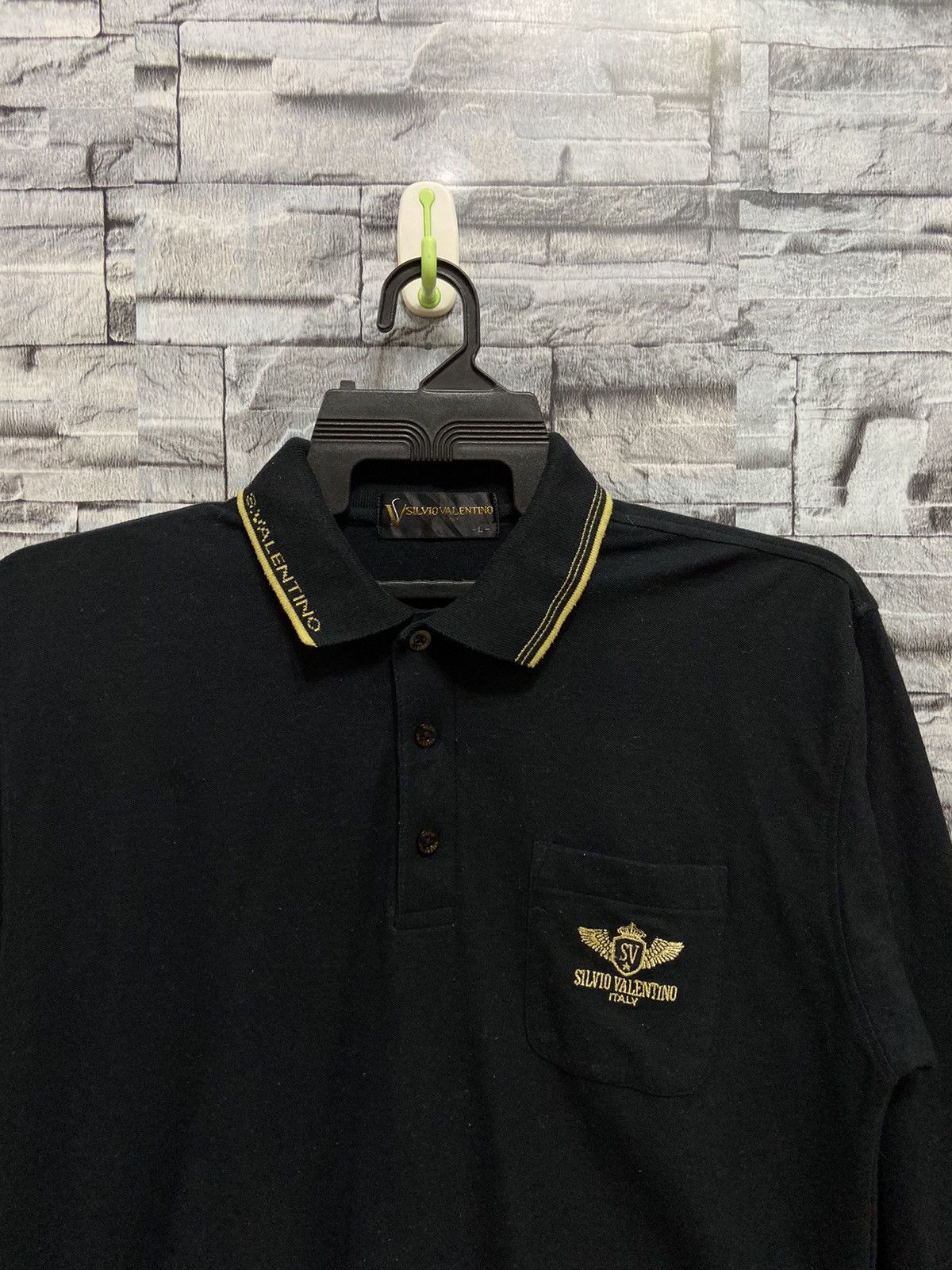 Valentino Vintage Silvio Valentino Italy embroidered size L Size US L / EU 52-54 / 3 - 3 Thumbnail