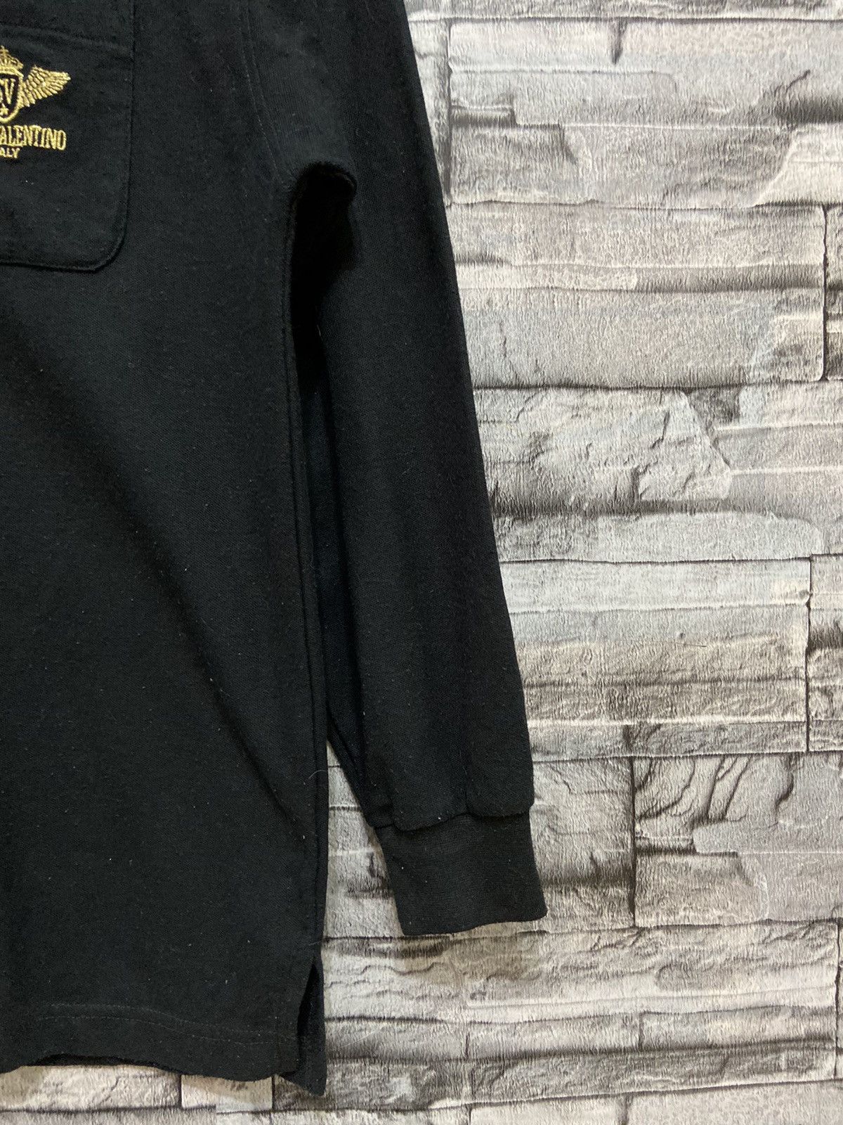 Valentino Vintage Silvio Valentino Italy embroidered size L Size US L / EU 52-54 / 3 - 6 Thumbnail