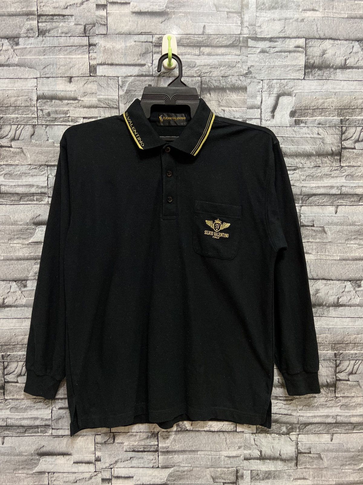 Valentino Vintage Silvio Valentino Italy embroidered size L Size US L / EU 52-54 / 3 - 2 Thumbnail