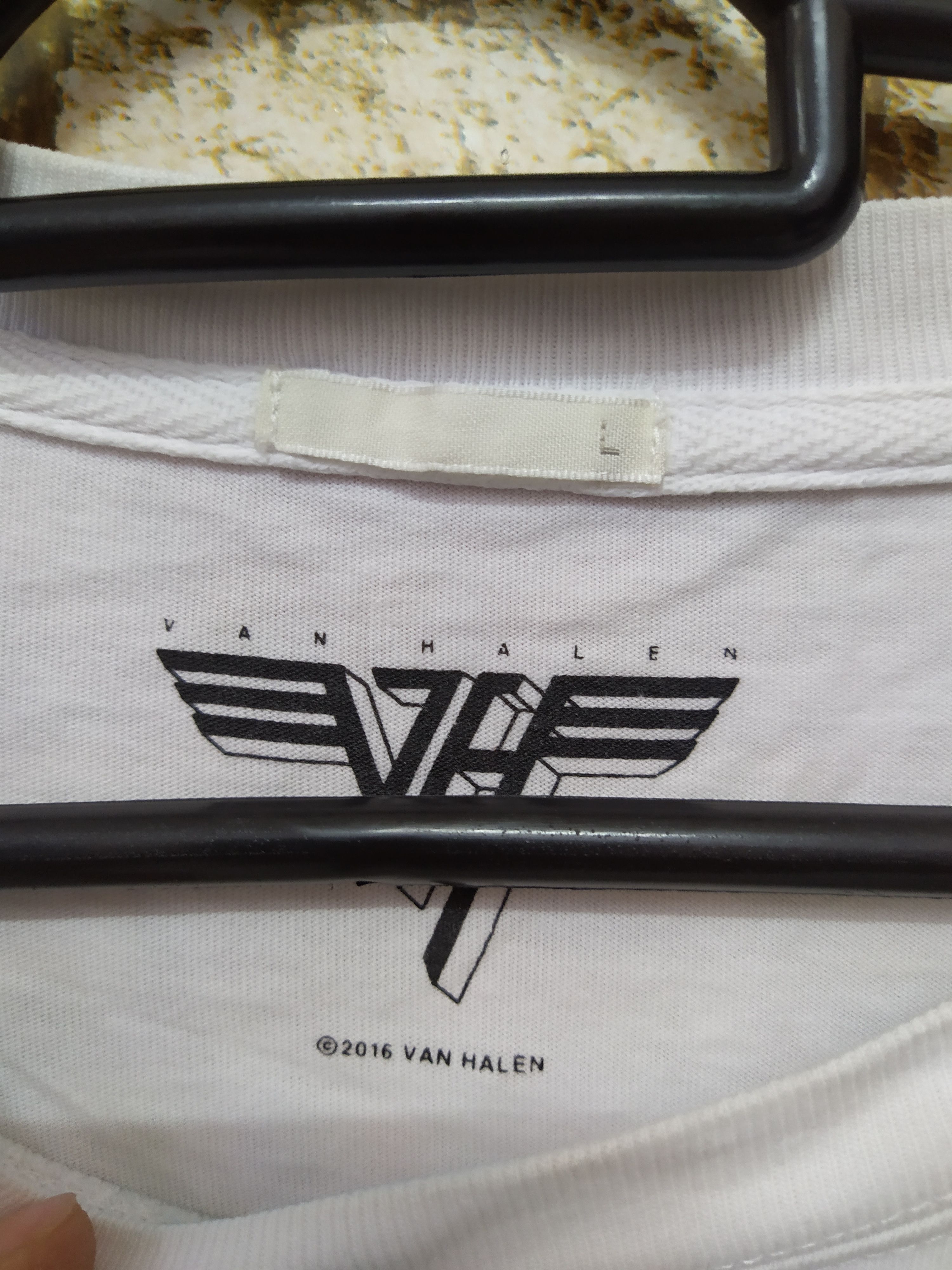Band Tees VAN HALEN SHIRT (B914) Size US L / EU 52-54 / 3 - 3 Thumbnail