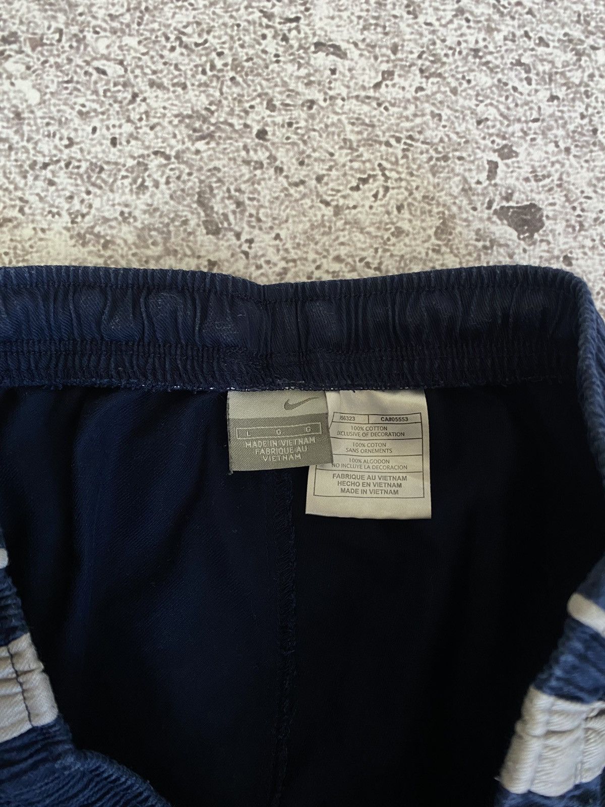 Vintage Vintage 90s Nike shorts rare retro Y2K hype Size US 34 / EU 50 - 5 Thumbnail