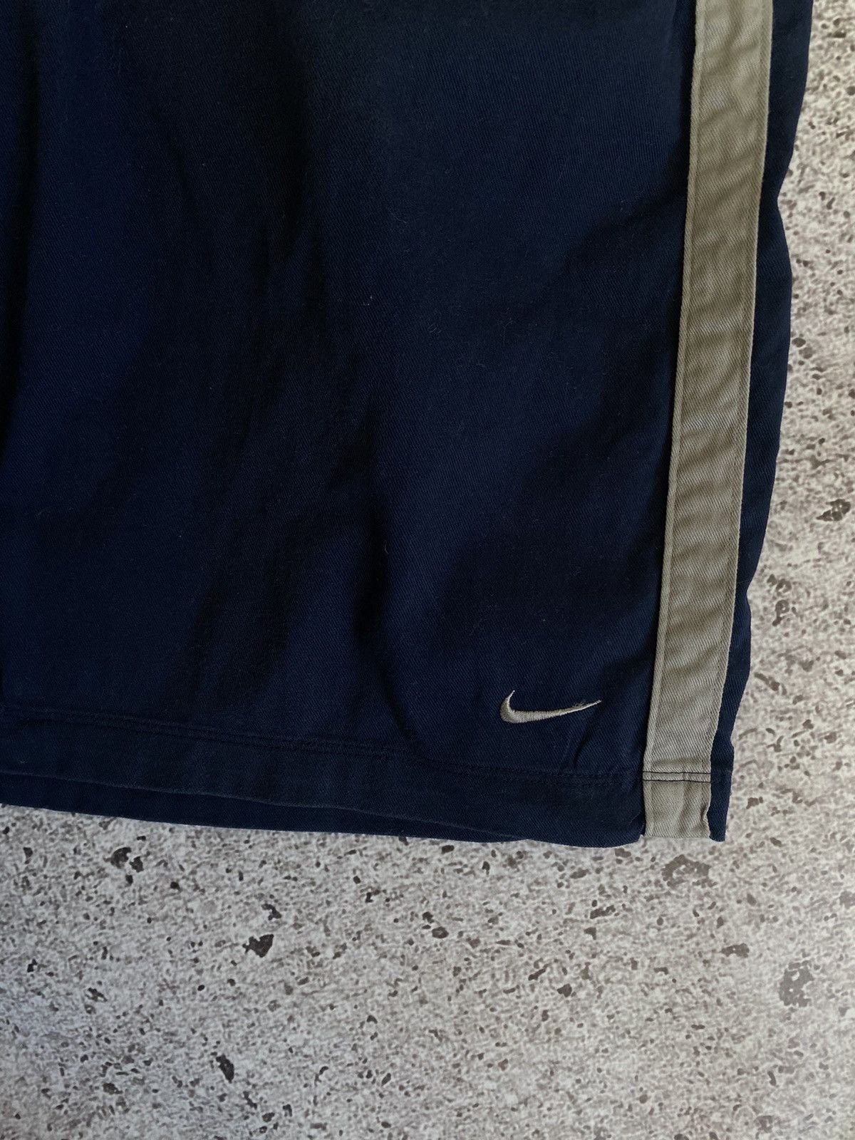 Vintage Vintage 90s Nike shorts rare retro Y2K hype Size US 34 / EU 50 - 4 Thumbnail