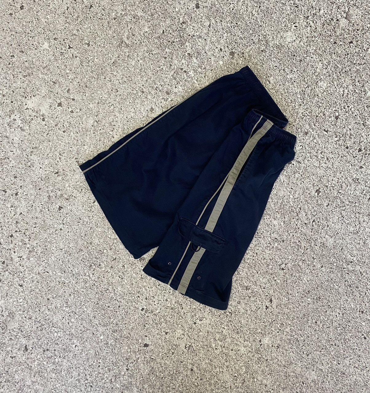 Vintage Vintage 90s Nike shorts rare retro Y2K hype Size US 34 / EU 50 - 3 Thumbnail