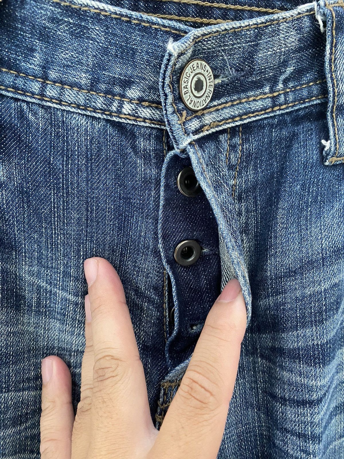 Isamu Katayama Backlash Difference Rupert Japan leather patch distressed denim Size US 32 / EU 48 - 12 Thumbnail