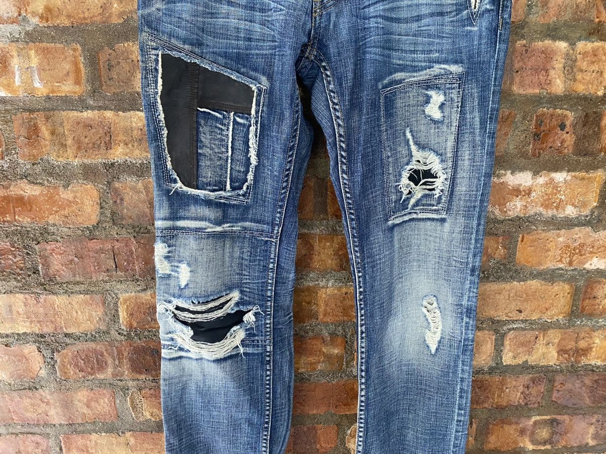 Isamu Katayama Backlash Difference Rupert Japan leather patch distressed denim Size US 32 / EU 48 - 5 Thumbnail