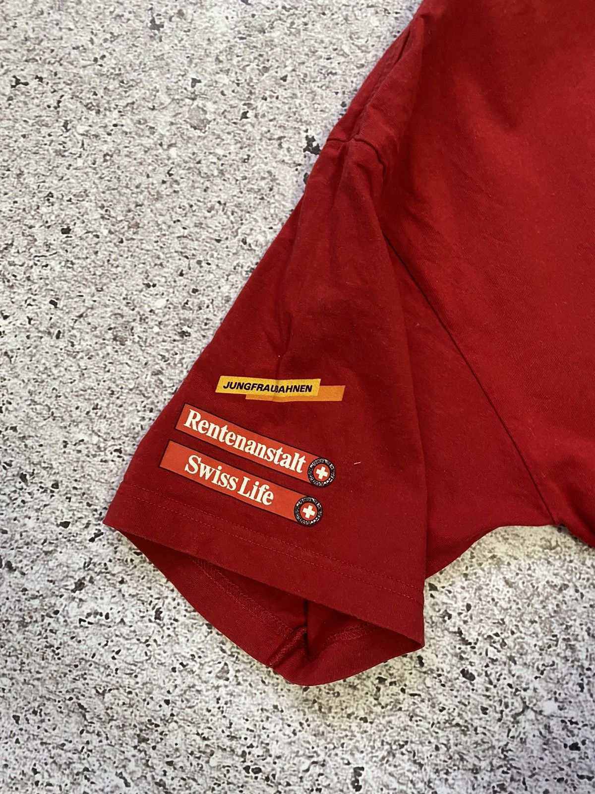 Nike × Vintage 🧗 Rare Vintage 1999 Nike Jungfrau Marathon T-shirt Outdoor Size US L / EU 52-54 / 3 - 8 Thumbnail