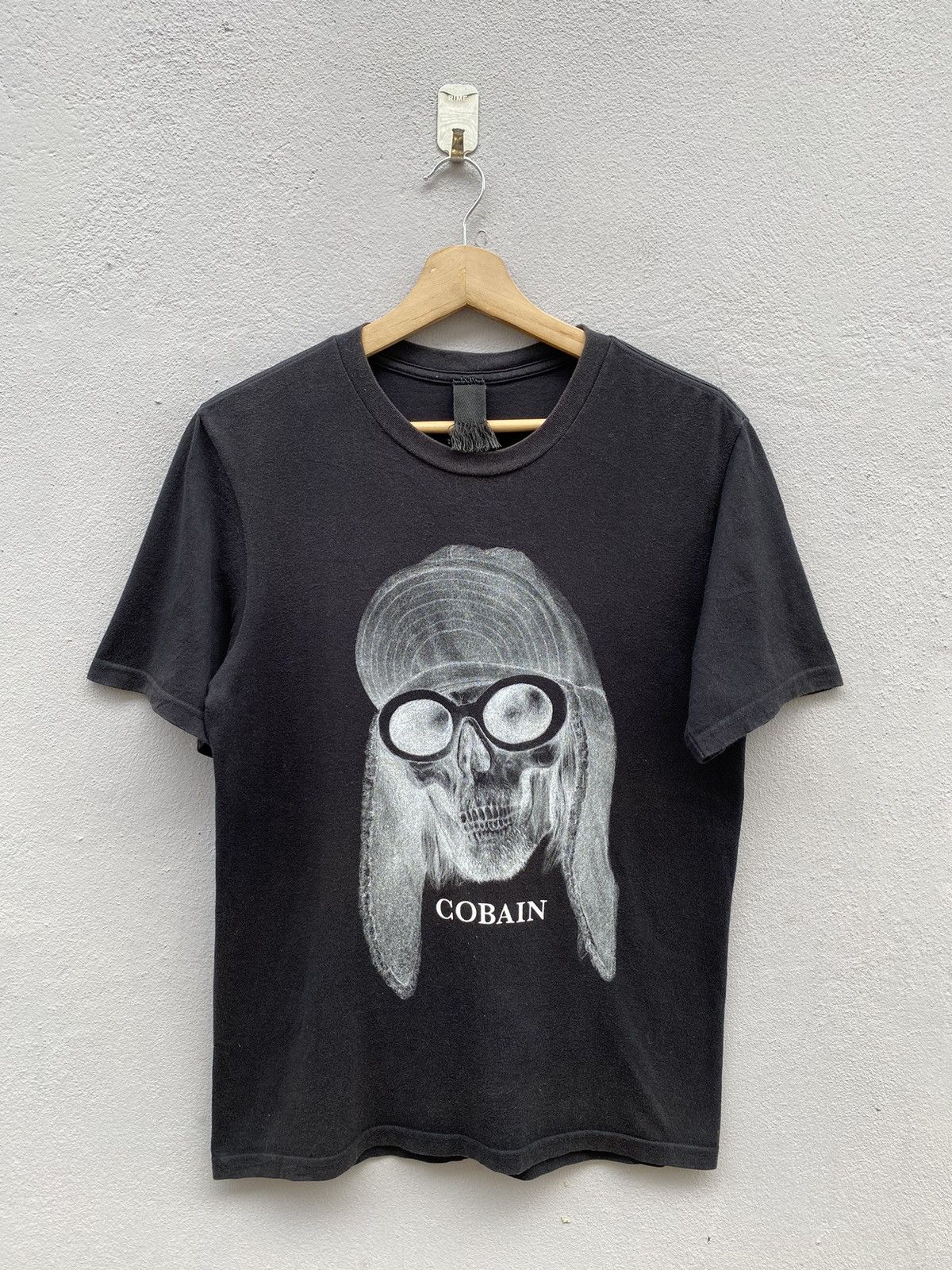 Japanese Brand Japanese Brand “BIAS” x Kurt Cobain Skull Grunge Tee Size US S / EU 44-46 / 1 - 1 Thumbnail