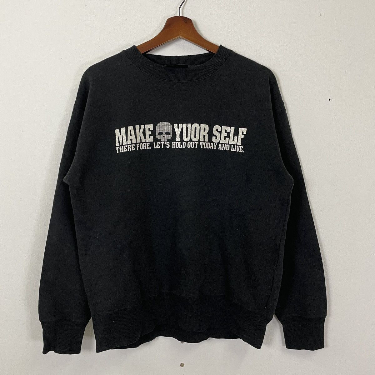 Other Vintage Oblo Big Logo Skulls Sweatshirt Size US M / EU 48-50 / 2 - 6 Thumbnail