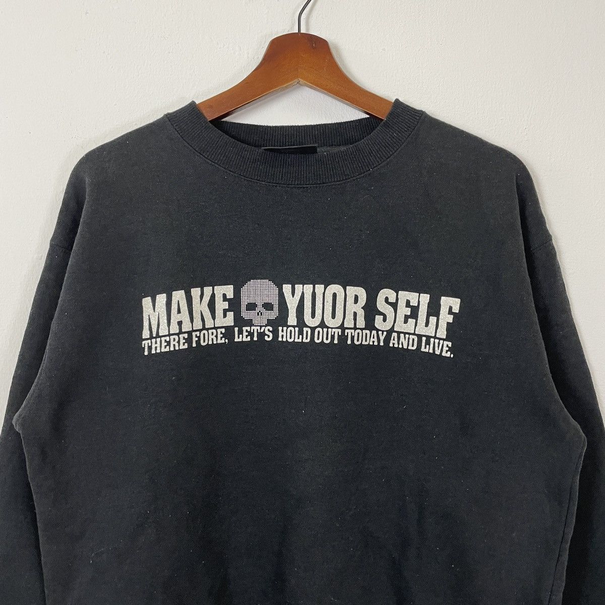 Other Vintage Oblo Big Logo Skulls Sweatshirt Size US M / EU 48-50 / 2 - 9 Thumbnail