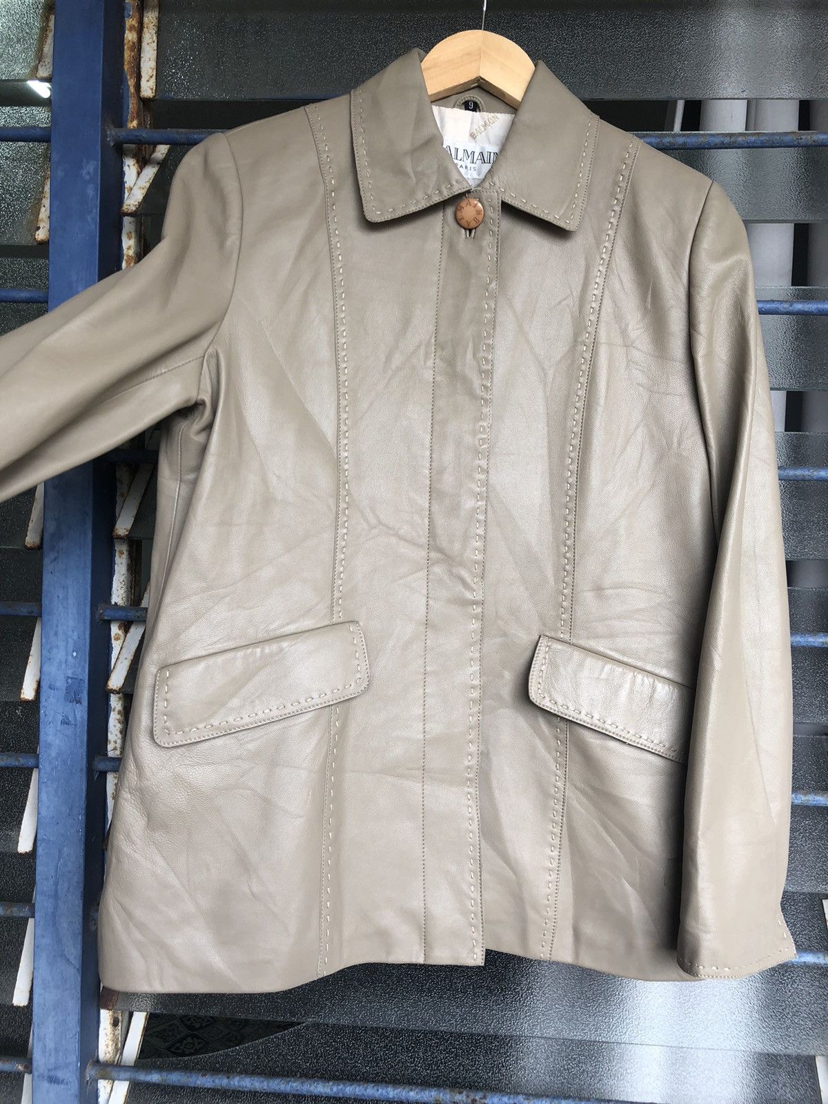 Balmain Vintage Balmain Paris Sheepskin Button Up Leather Jacket Size L / US 10 / IT 46 - 15 Thumbnail