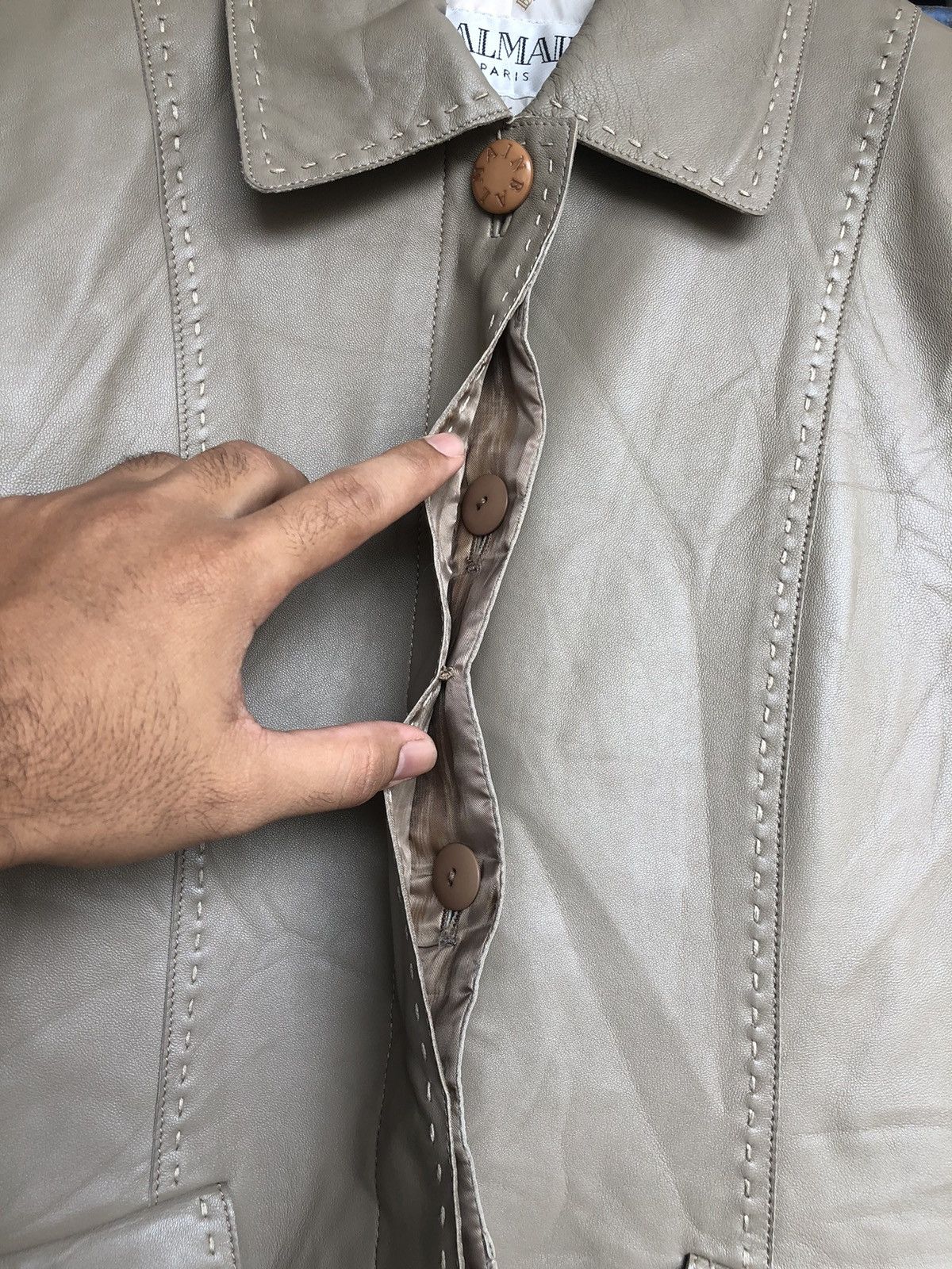 Balmain Vintage Balmain Paris Sheepskin Button Up Leather Jacket Size L / US 10 / IT 46 - 17 Thumbnail