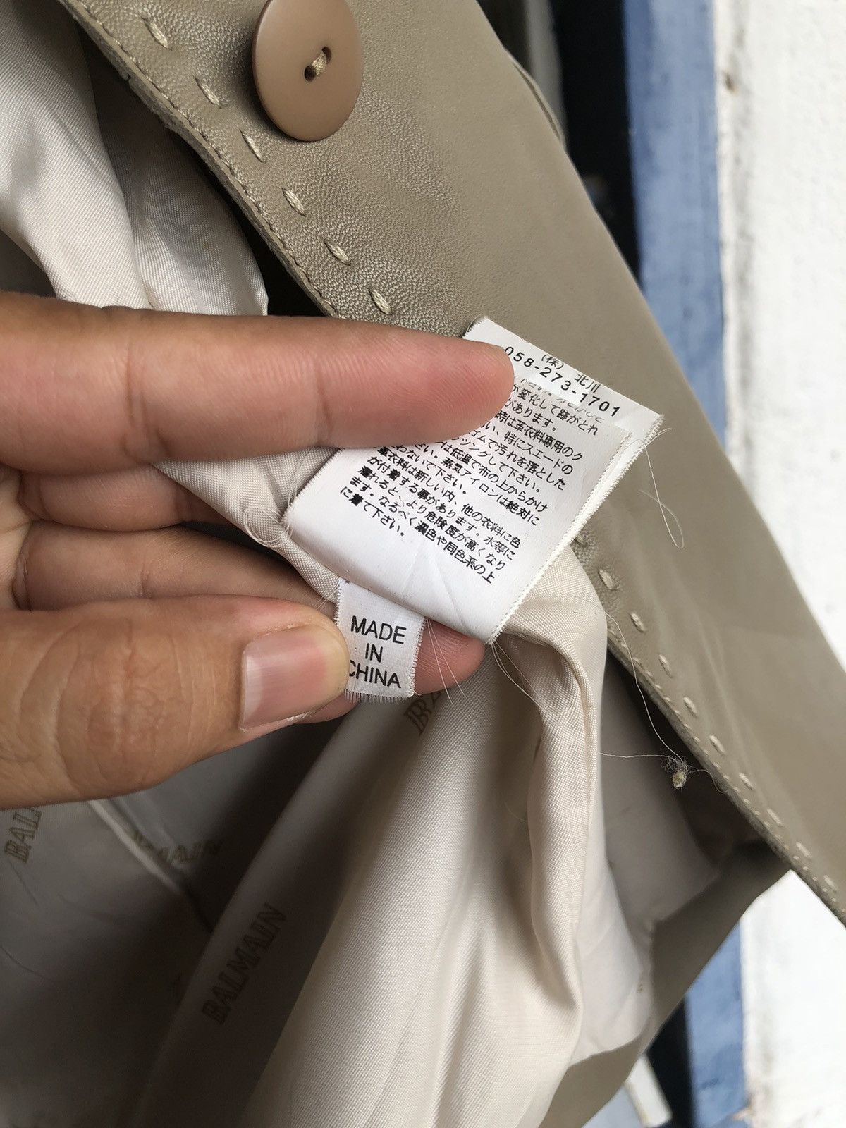 Balmain Vintage Balmain Paris Sheepskin Button Up Leather Jacket Size L / US 10 / IT 46 - 8 Thumbnail