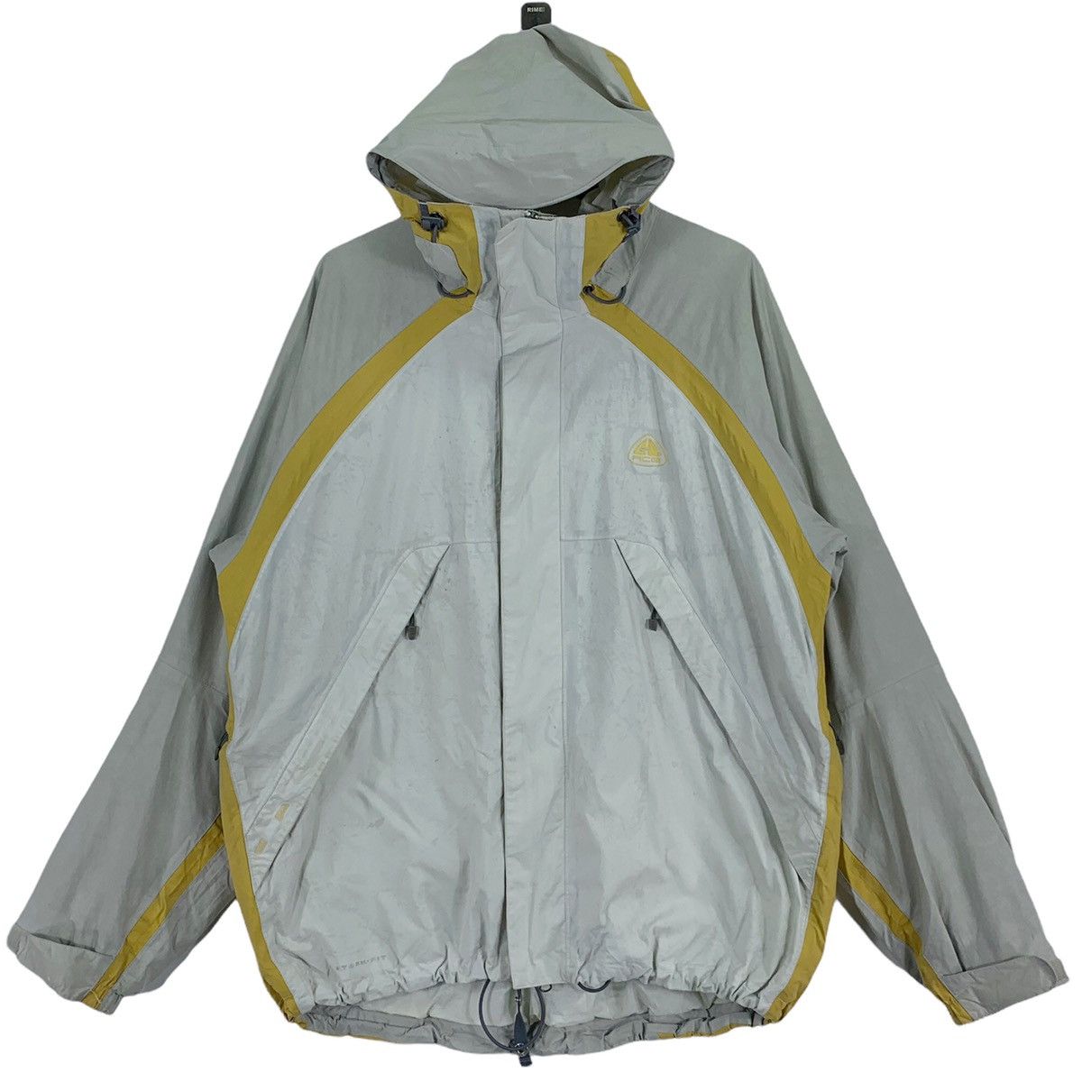VINTAGE NIKE ACG LIGHT JACKET