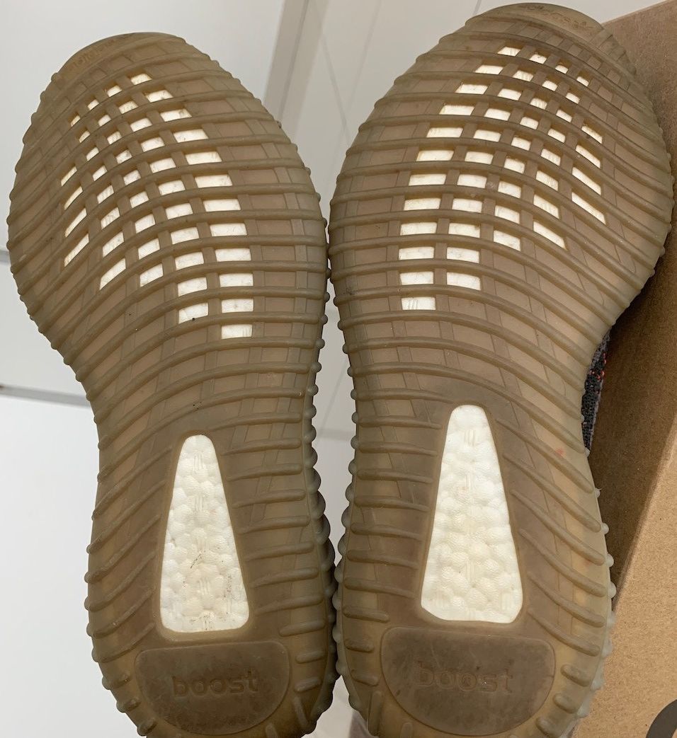 Adidas × Kanye West US9 Yeezy 350 V2 Beluga OG release pa DS OG ALL + receipts Size US 9 / EU 42 - 8 Thumbnail