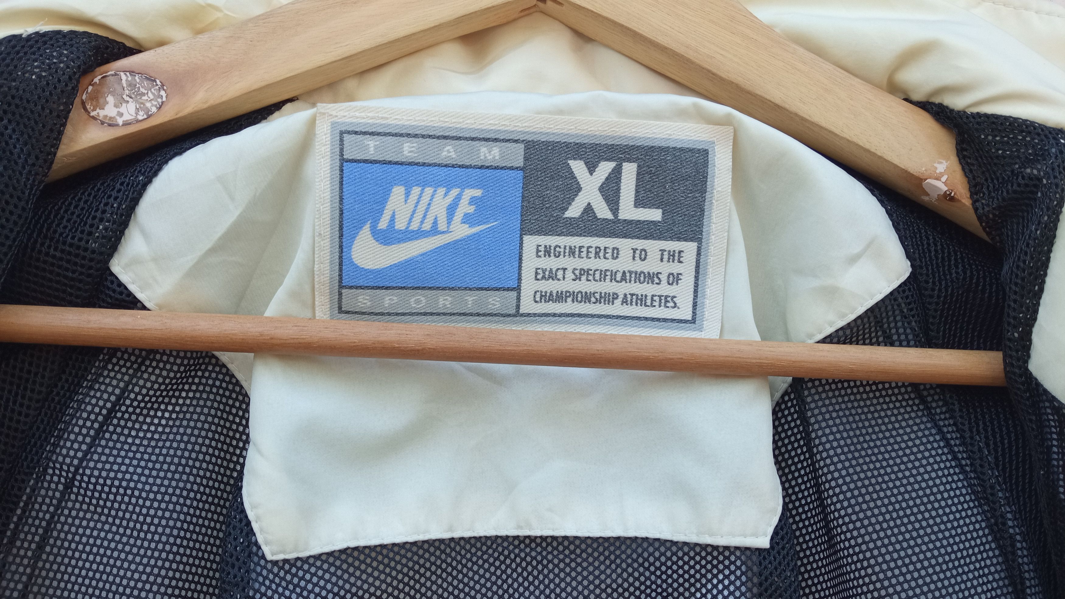 Nike × Vintage 🔥🔥Nike Swoosh Small Logo Jacket Size US XL / EU 56 / 4 - 22 Thumbnail
