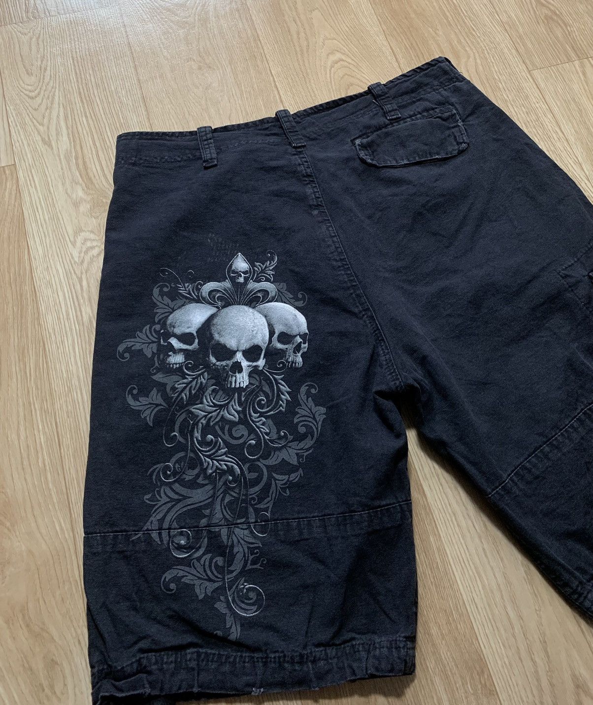 Vintage Spiral Skulls Cargo Shorts Vintage Size L Size US 34 / EU 50 - 6 Thumbnail