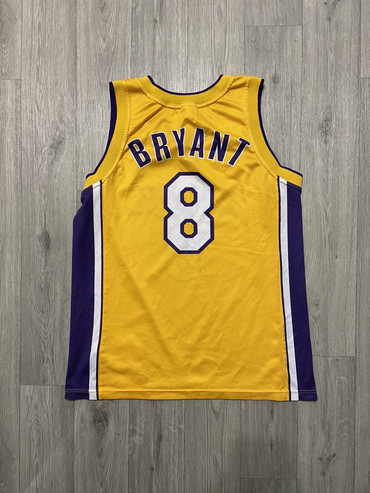 Champion Vintage Champion Kobe Bryant 8 Lakers Jersey Size US M / EU 48-50 / 2 - 2 Thumbnail