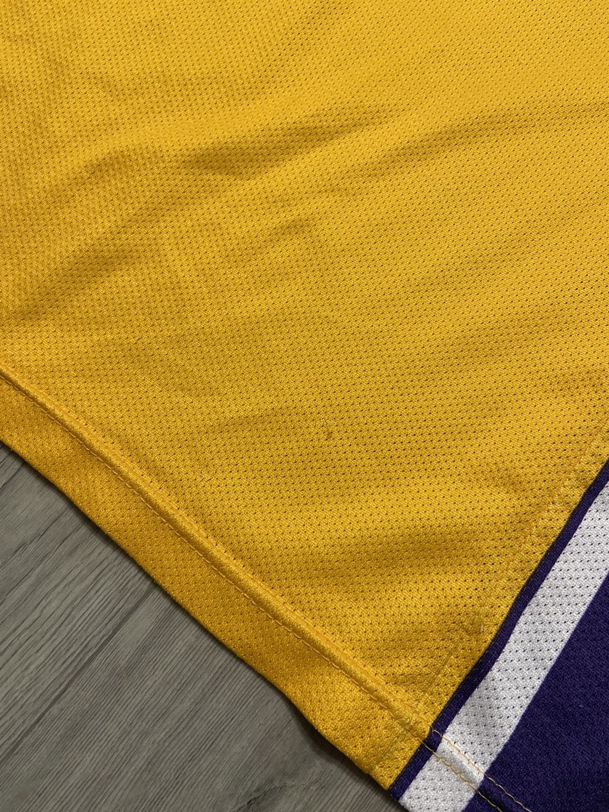Champion Vintage Champion Kobe Bryant 8 Lakers Jersey Size US M / EU 48-50 / 2 - 7 Thumbnail