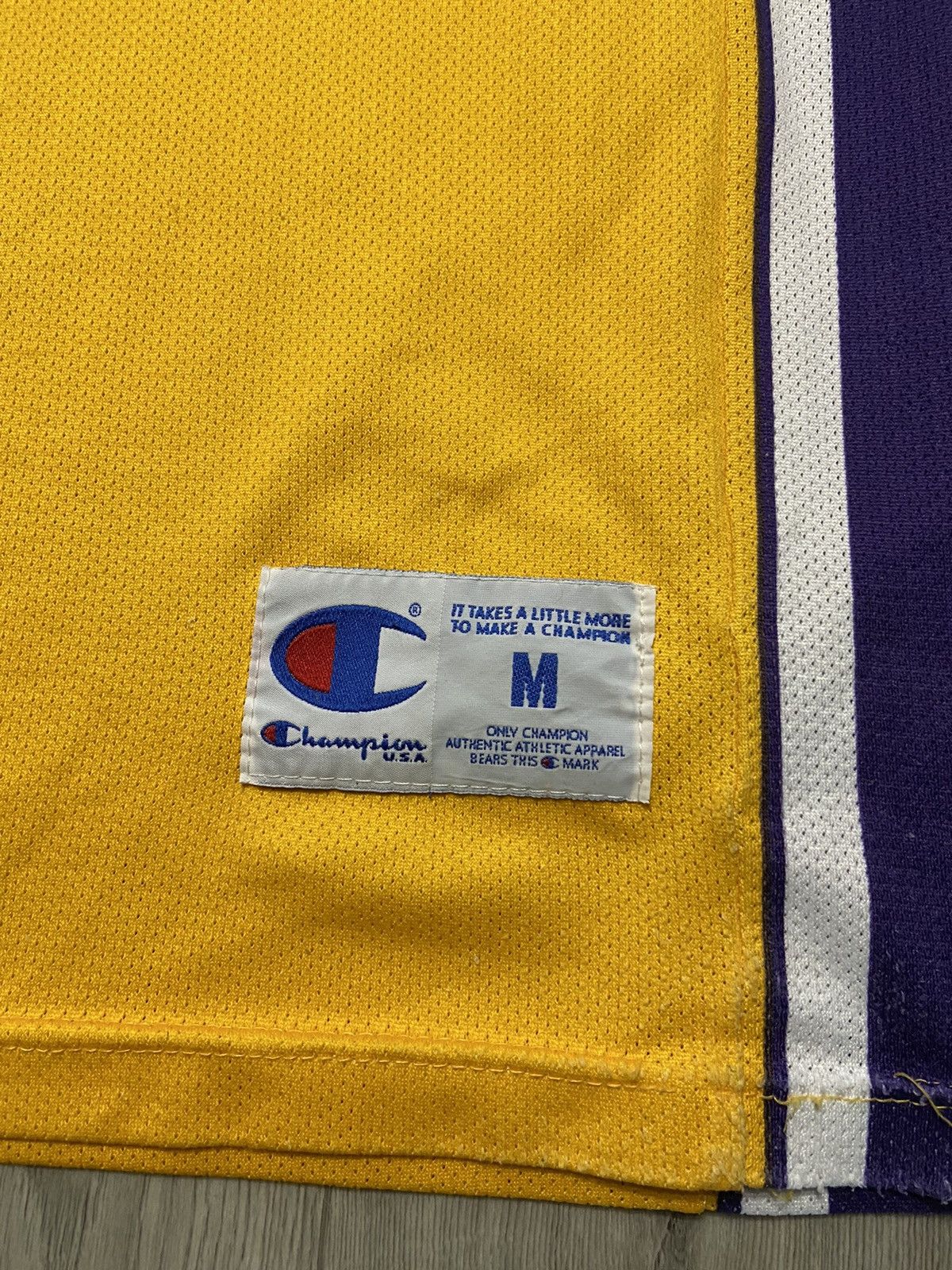 Champion Vintage Champion Kobe Bryant 8 Lakers Jersey Size US M / EU 48-50 / 2 - 3 Thumbnail