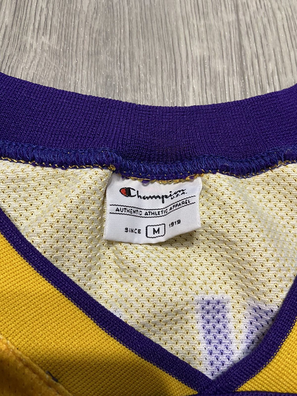 Champion Vintage Champion Kobe Bryant 8 Lakers Jersey Size US M / EU 48-50 / 2 - 8 Thumbnail
